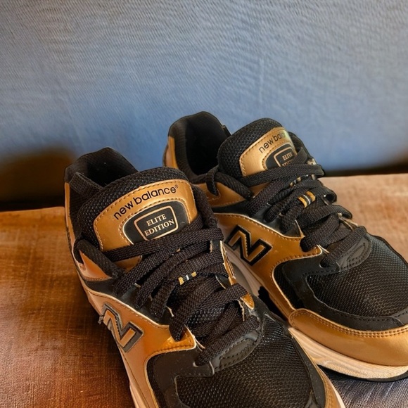 New Balance 2001 running shoes black/white/golden bronze ELITE EDITION - Picture 11 of 16